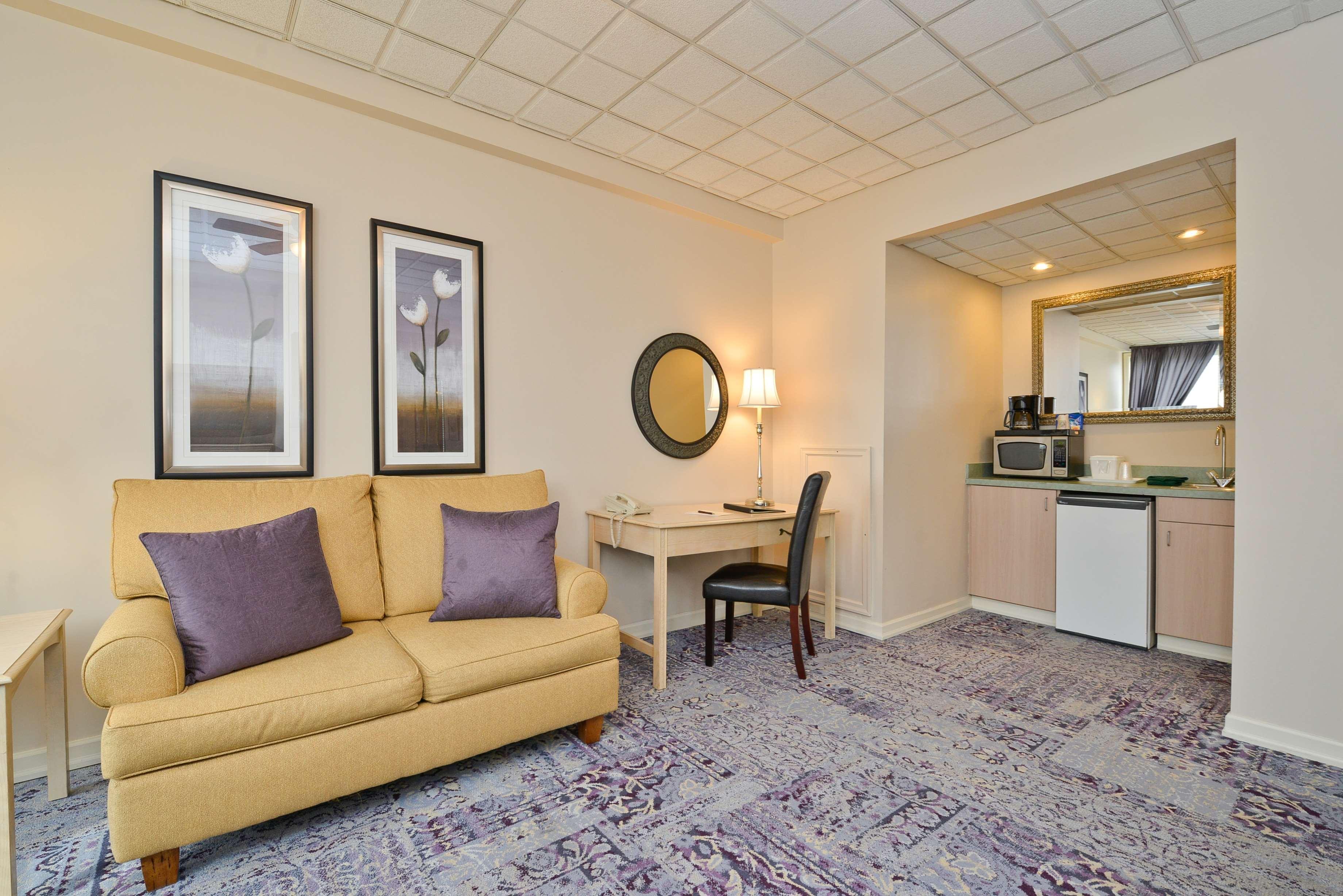 Best Western Plus Sidney Lodge Extérieur photo